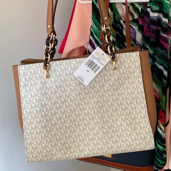 Michael Kors purse new with tags - Picture 2 of 4